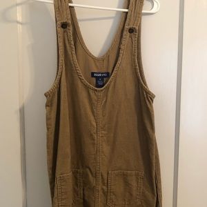 Corduroy jumper. Size M.